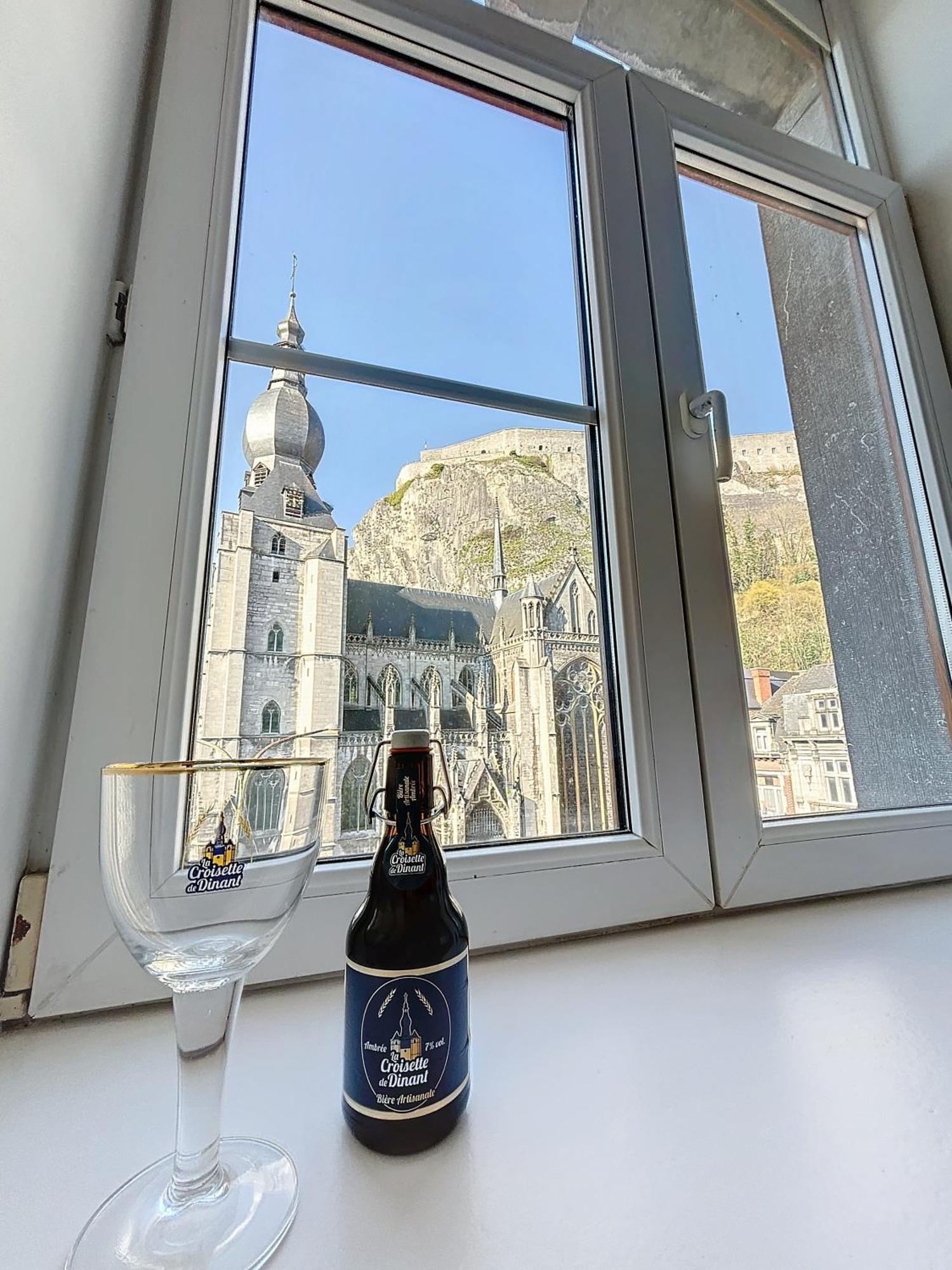 Nomad Apartments - Vue Collegiale Dinant Bagian luar foto