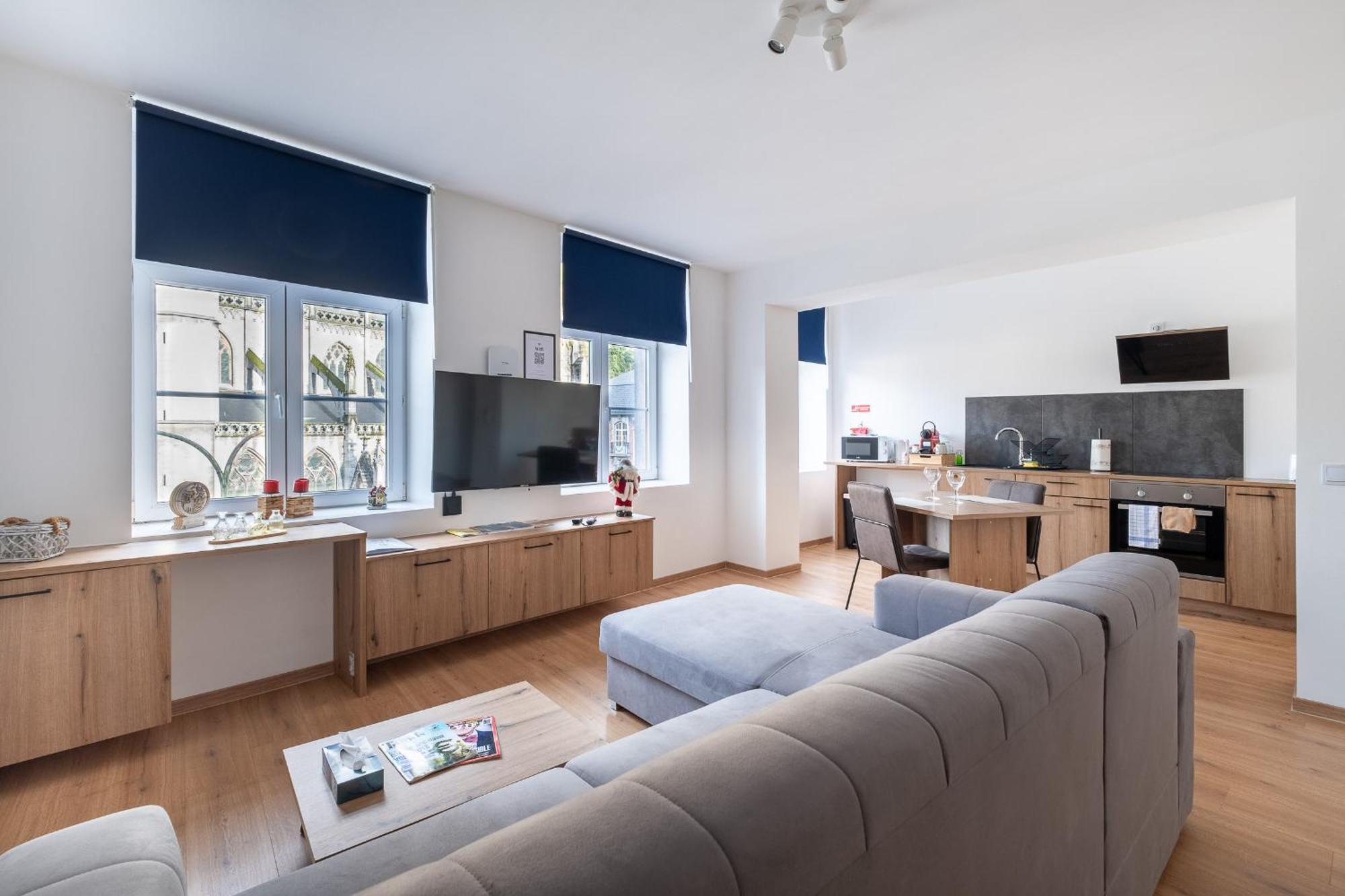 Nomad Apartments - Vue Collegiale Dinant Bagian luar foto