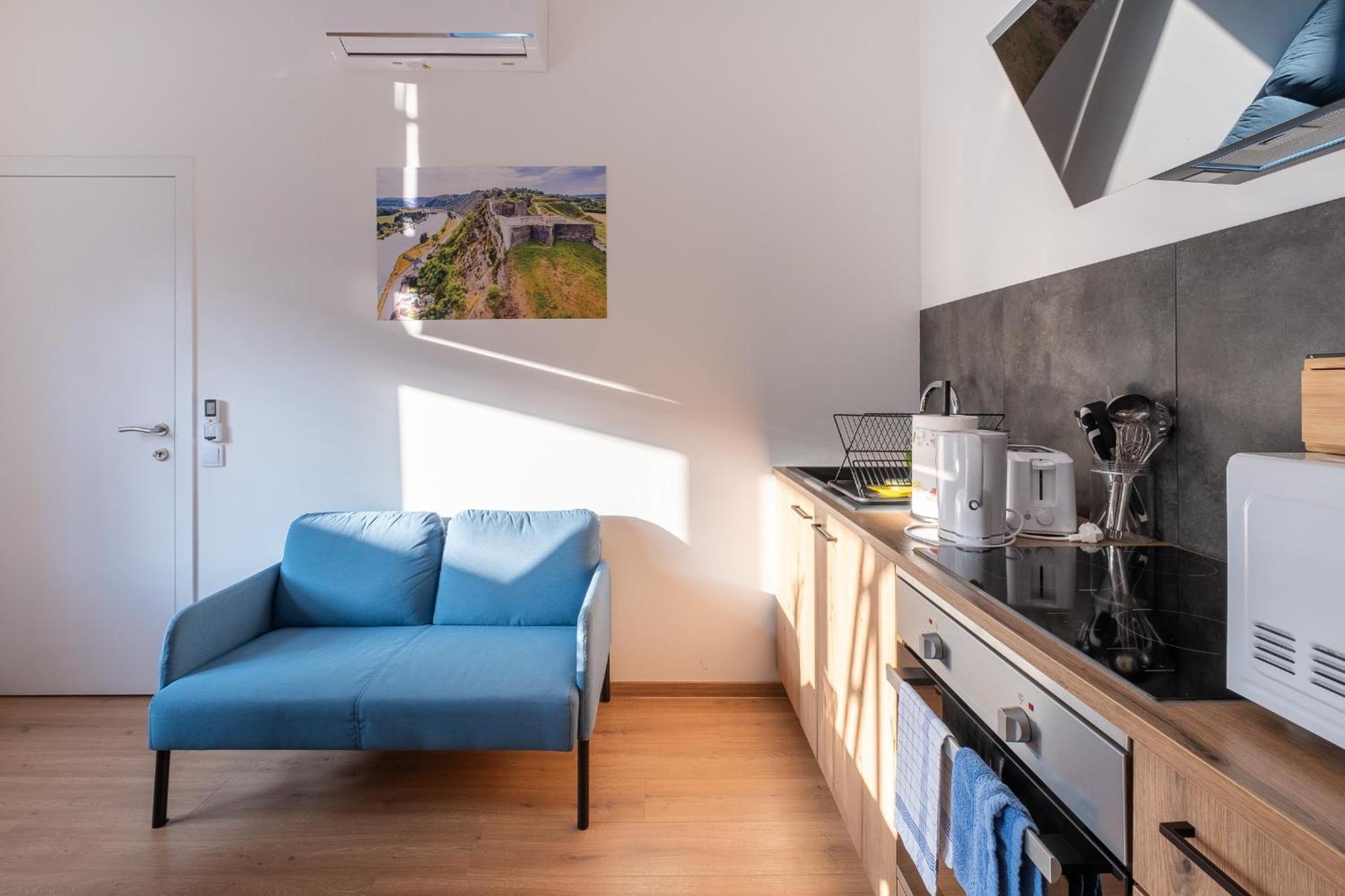 Nomad Apartments - Vue Collegiale Dinant Bagian luar foto