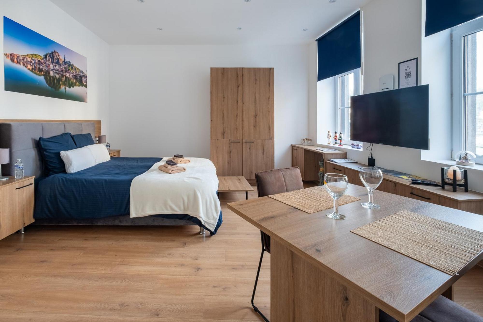 Nomad Apartments - Vue Collegiale Dinant Bagian luar foto